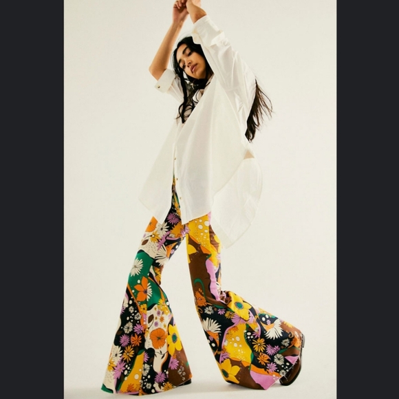 Free People Just Float On Printed Flared Jeans Size 24 Floral Sold Out Print - Picture 9 of 9
